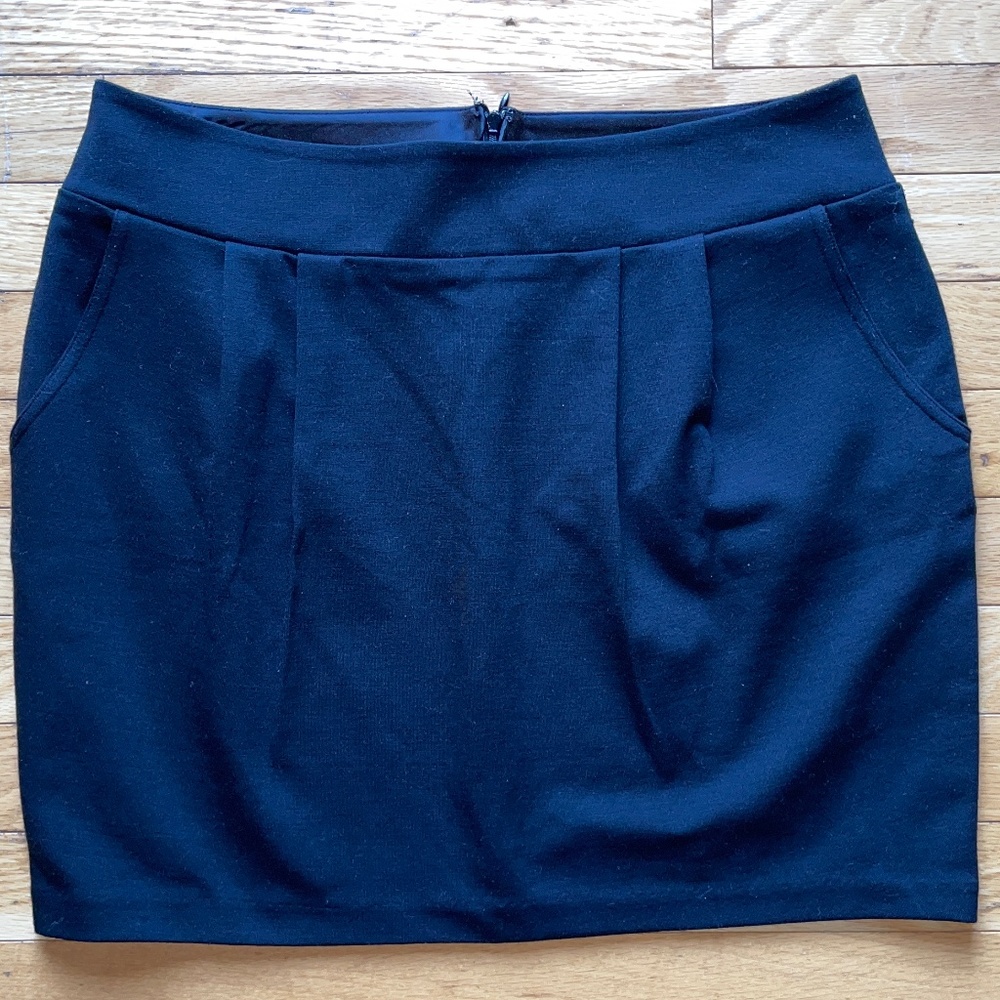 Tommy Hilfiger Classic Black Mini Skirt